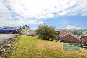 Photo 8- click for photo gallery